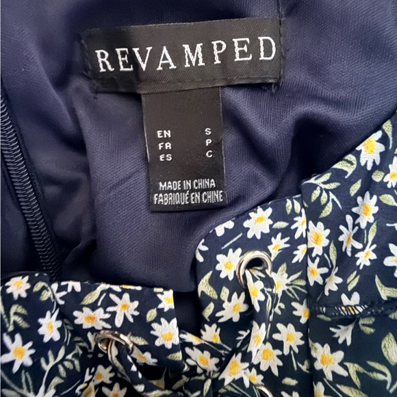 Revamped Midnight Blue and Cream Floral Mini Dress - Picture 5 of 6